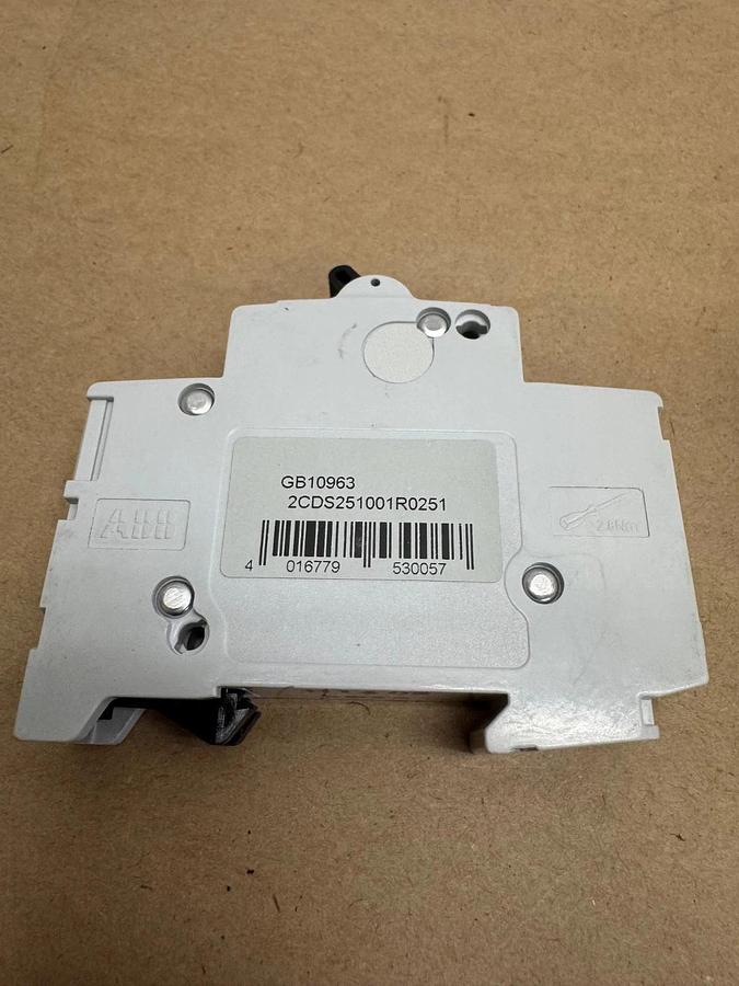 Used ABB S201-D25 Single Pole Circuit Breaker, Qty 10 *NEW*