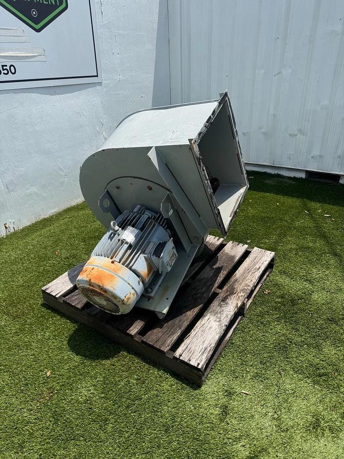 Used Twin City Fan & Blower CW 90° Top Horizontal Blower, 20Hp Motor 3520RPM 230/460V