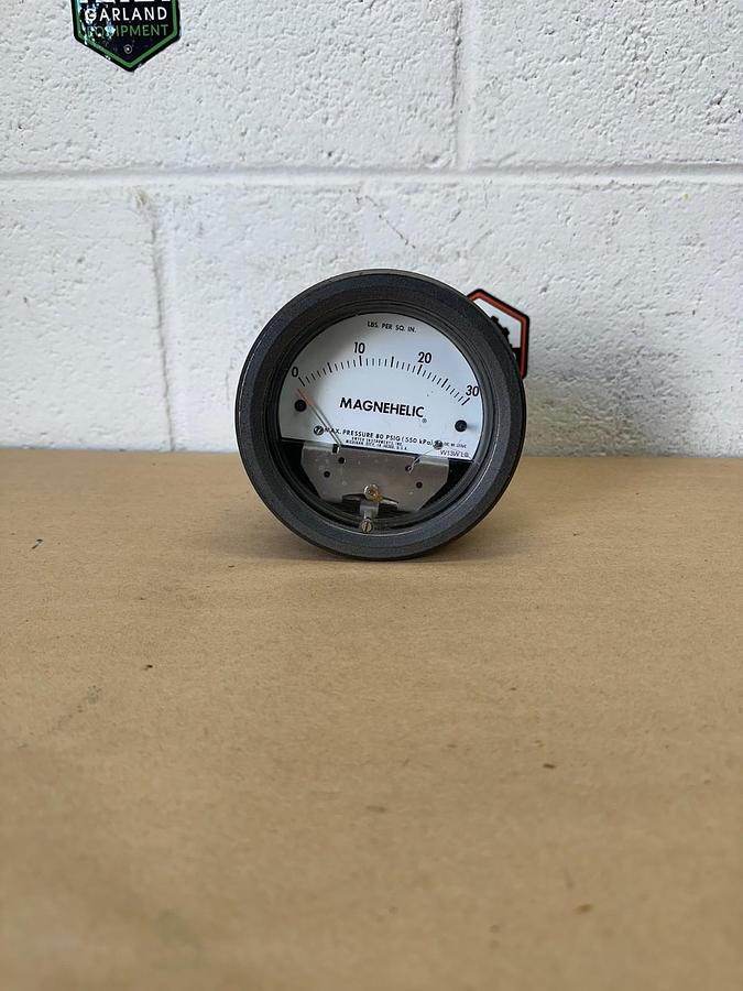 Used Magnehelic 2230C Pressure Gauge