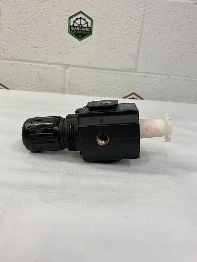 Used EXCELON B73G-4AK-AP1-RMG Pressure Regulator