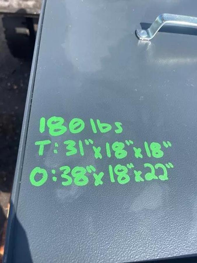 Used LNS ChipBlaster Coolant Filtration Tank, 34 Gal Capacity, Tank Dims: 31"x18"x18"