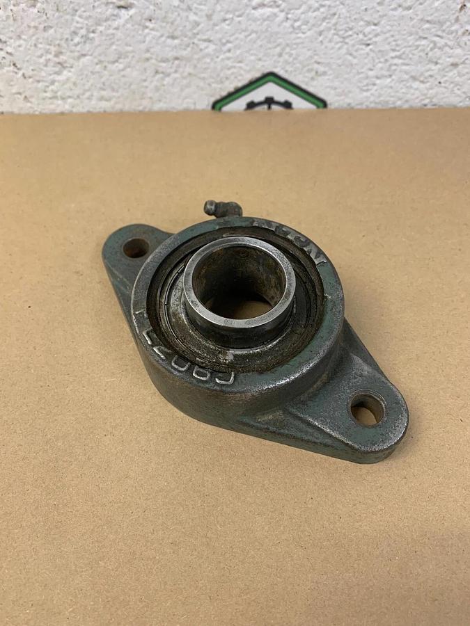 Used NTN FL206J 2 Bolt Flange Bearing With UC206-104 Bearing 1.25” Bore