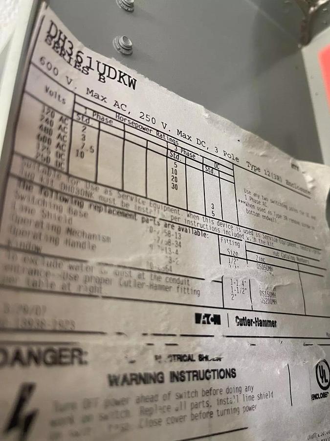 Used Eaton Cutler Hammer DH361UDKW Heavy Duty Safety Switch Ser B, 30A 600V 3 Pole