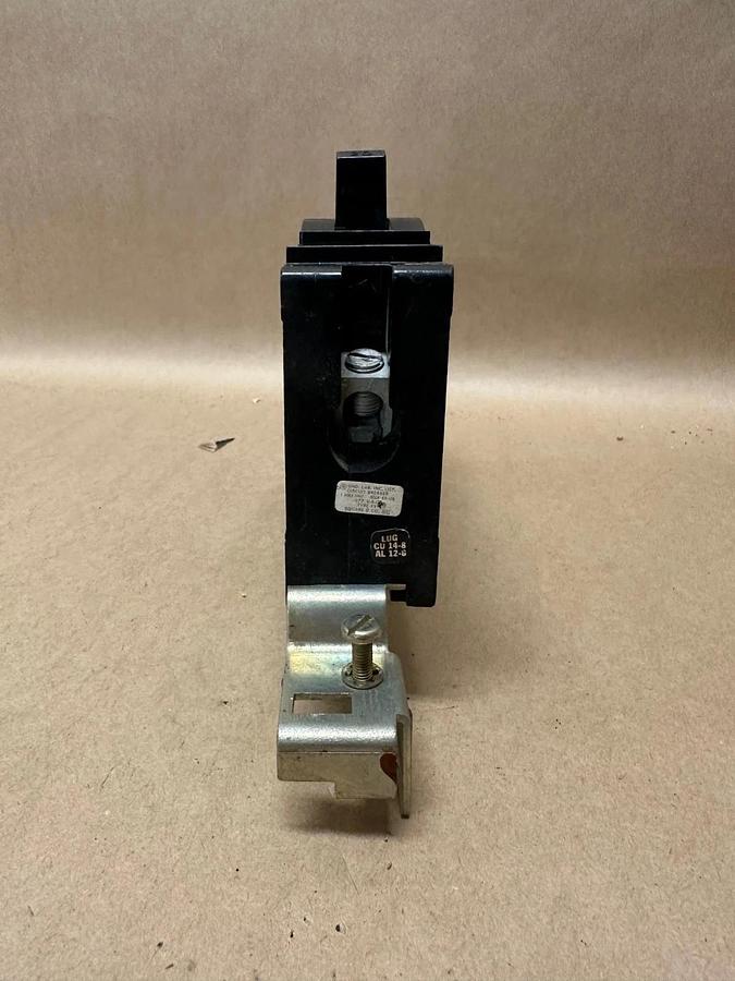 Used Square D FY-14020-C 20A 1 Pole Circuit Breaker