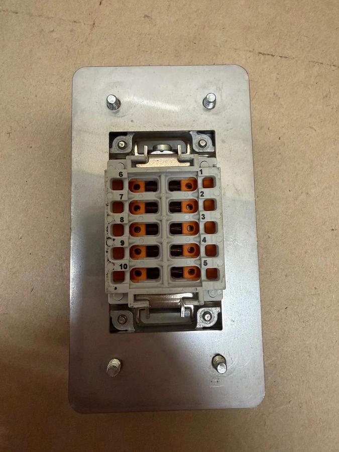 Used Phoenix Contact HC-B10 Heavy Duty Power Connectors