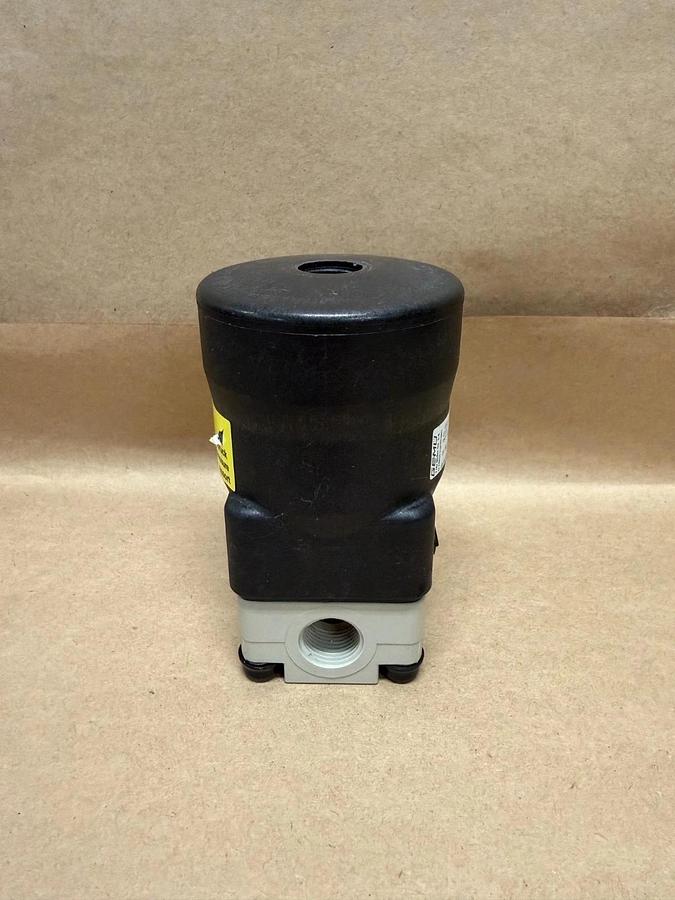 Used GEMU 630 12D 1 52911/N 0101 Pneumatic Diaphragm Valve, 6 Bar Pressure, DN12