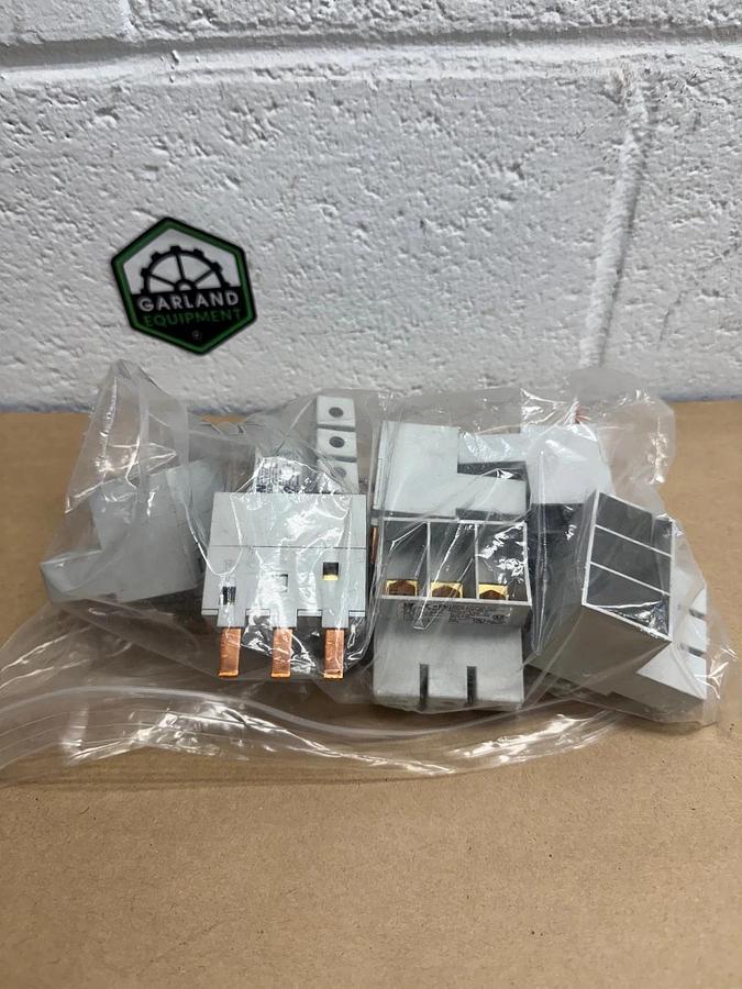 Eaton BK50/3-PKZ4-E Incoming Terminal (Lot of 7) *NEW*