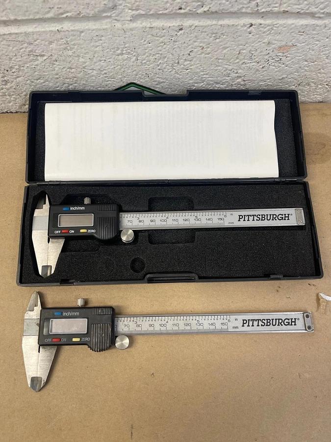 Used Pittsburgh 6” Digital Caliper No Batteries NEEDS SR44 BATTERY - Lot of 2