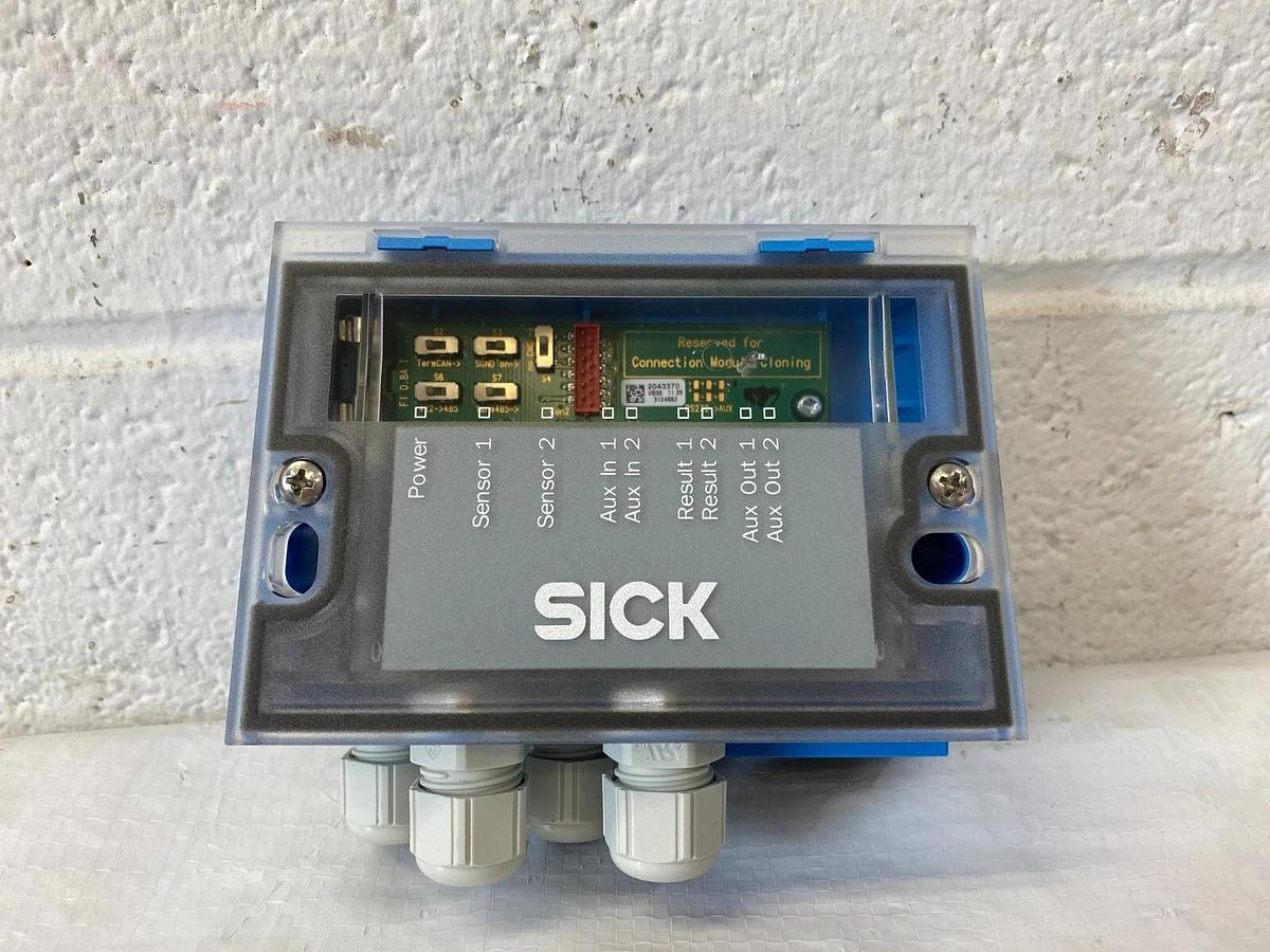 Used Sick CDB620-001 Connection Module
