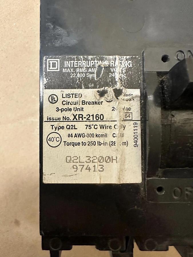 Used Square D Q2L3200H 200A 3 Pole Circuit Breaker