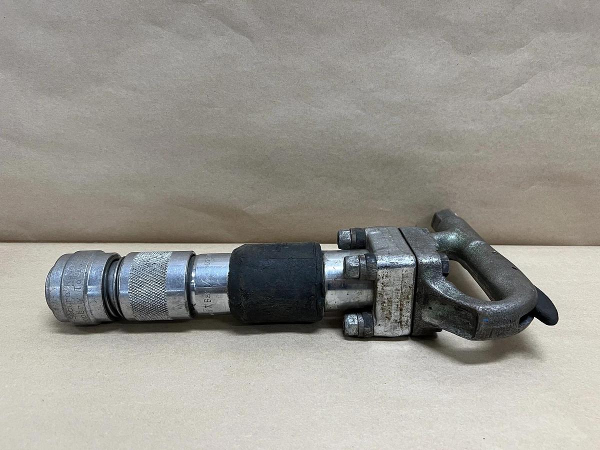 Used SullAir 091113 Pneumatic Jack Hammer/ Rock Drill, Tool Only