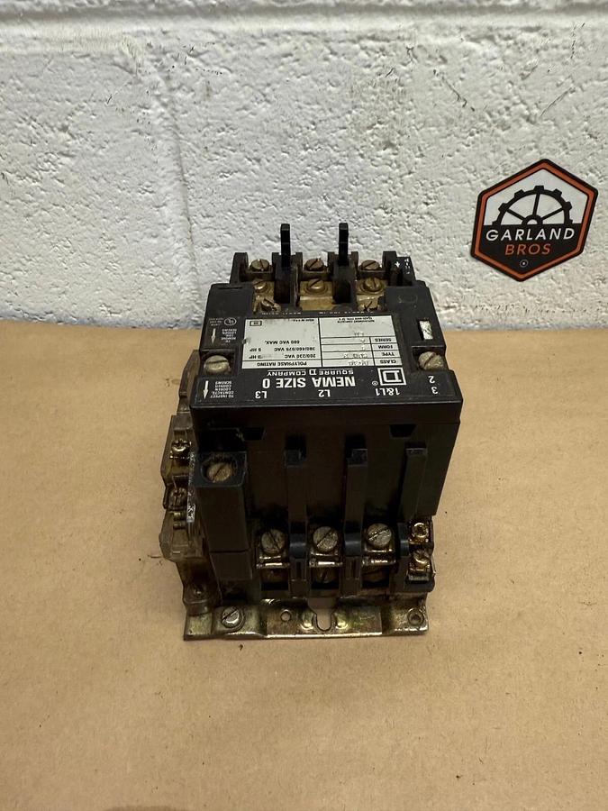 Used Square D 8536 SB0 2 Starter, Series A, NEMA Size 0, Form S