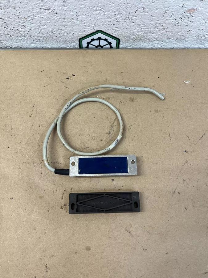 Used Schmersal BNS 33S-12Z Sensor