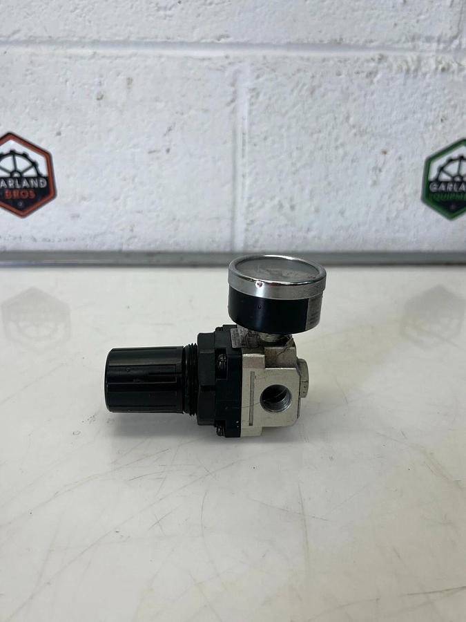 Used Nycoil AR2000-02 145 PSI Air Regulator w/ Pressure Gauge