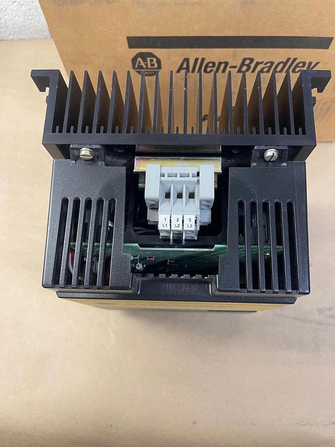 Used Allen-Bradley 150-A35NB Smart Motor Controller SMC-2, 380-480V, 3 Phase, 50/60Hz