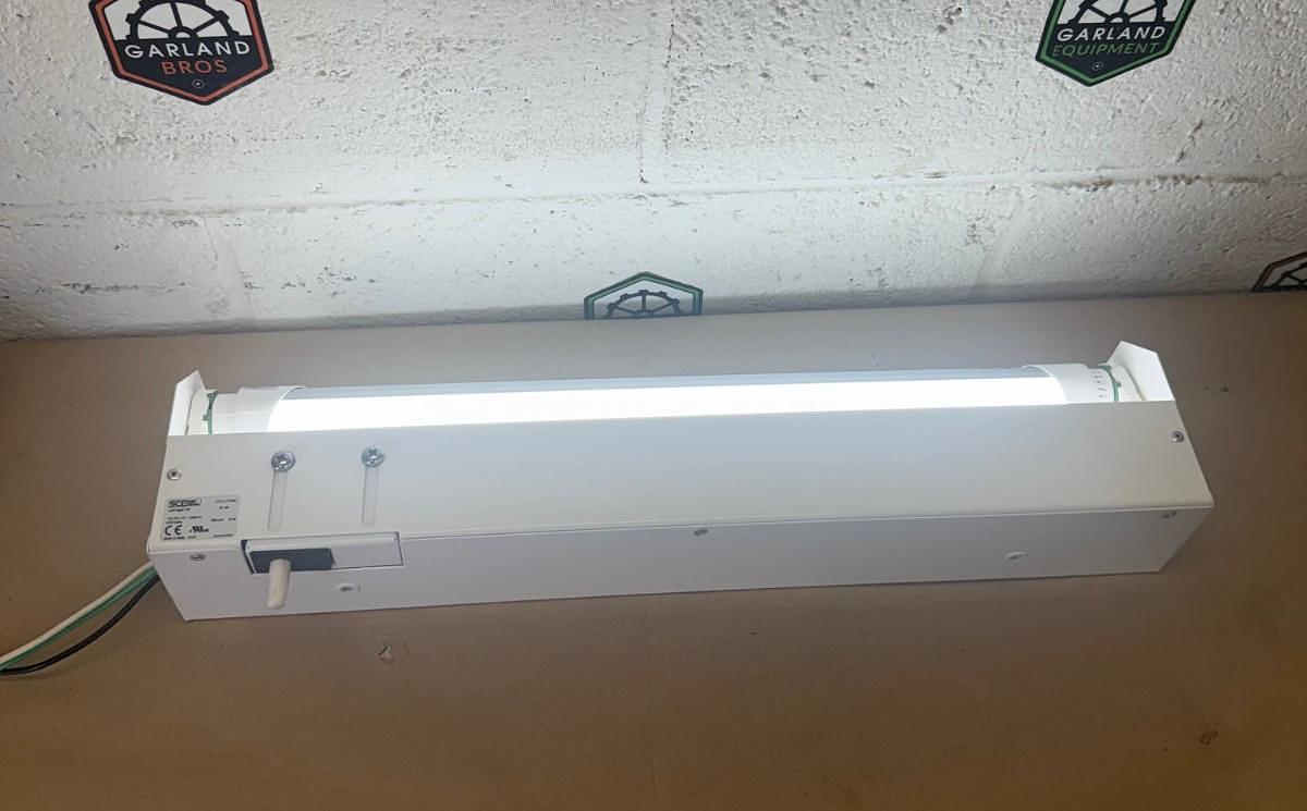 Used Saginaw (SCE) SCE-LF18NO, LED Light 18”, 120-230VAC, 50/60Hz, 700 Lm, 8W