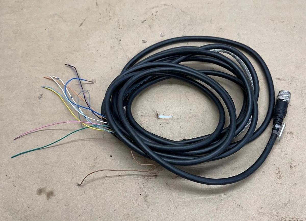 Used Keyence 957KM002 Single Ended 12 Pin Male Cordset