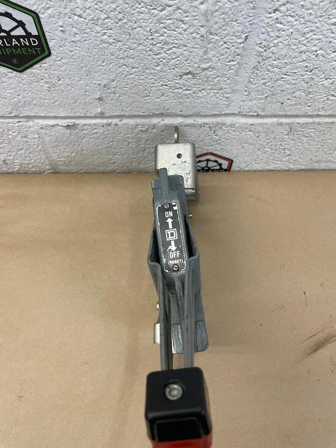 Used Square D 9422A 6” Operating Handle Mechanism