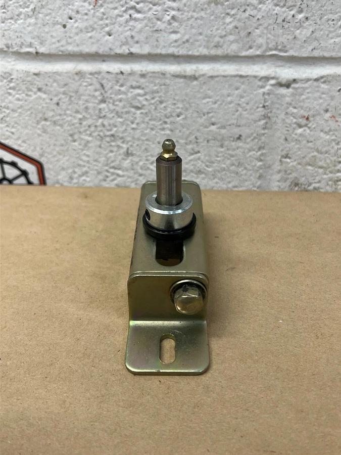 Used Boston Gear 48878 0-BG Screw Adjustable