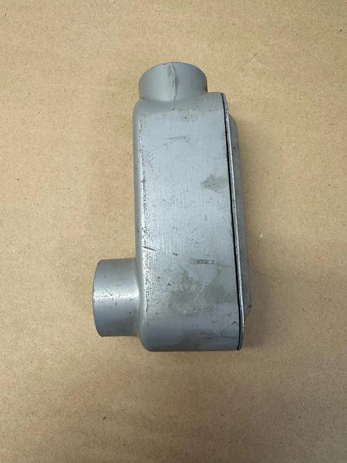 Used Crouse Hinds E121488 1” LB Conduit