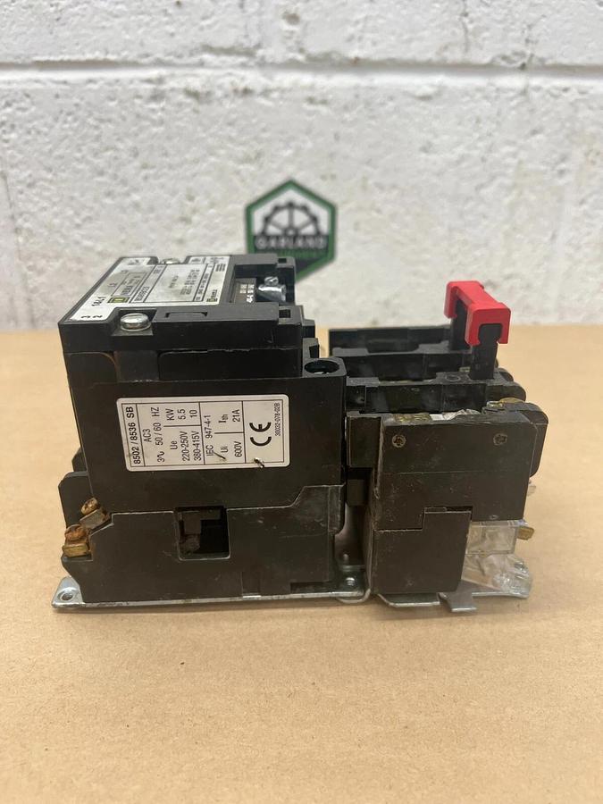 Used Square D 8536SBO2S Ser. A, NEMA Size 0 Starter