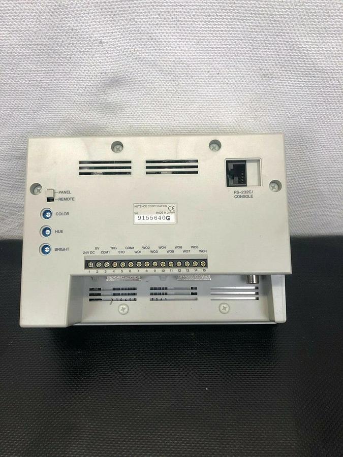 Used Keyence CV-551 Machine Vision System Camera Image Sensor Controller LCD Display