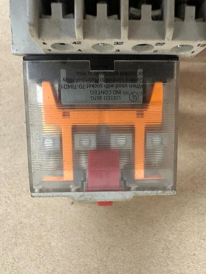 Used Magnecraft 784XDXM4l Relay with Base 70-784d14-1