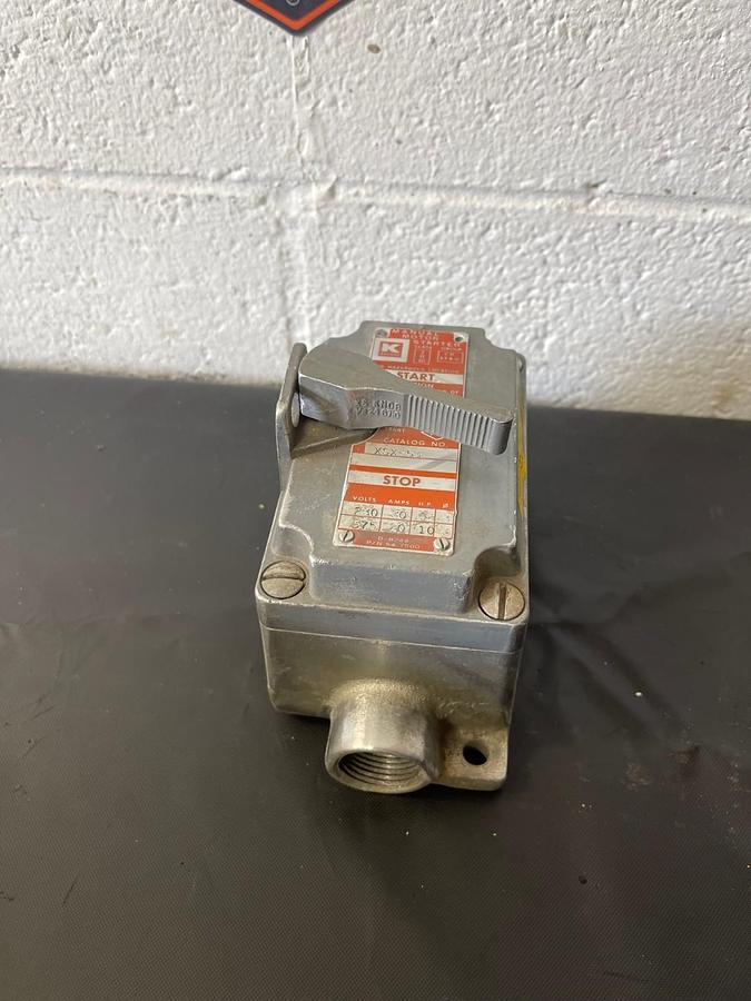 Used Killark XSX-53, Manual Motor Starter, 230V-3HP, 575V-10 HP