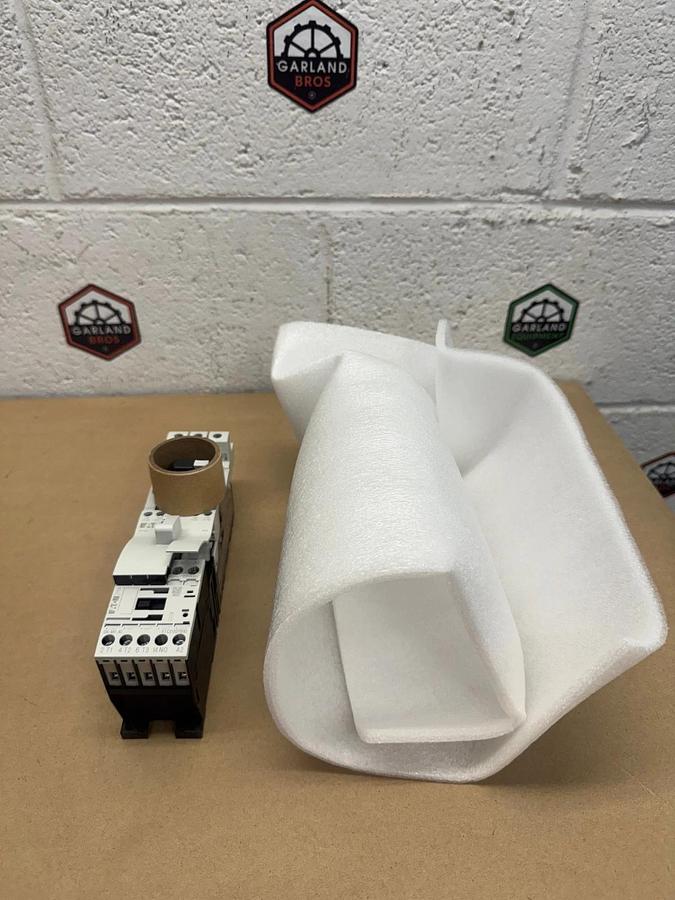 Used Eaton XTFC004BBA Manual Combination Motor Starter/Control, 4A *NEW*