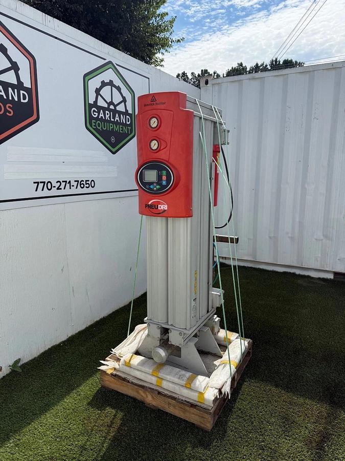 Used Parker Dominic Hunter Heatless Regeneration High Efficiency Compressed Air Dryer