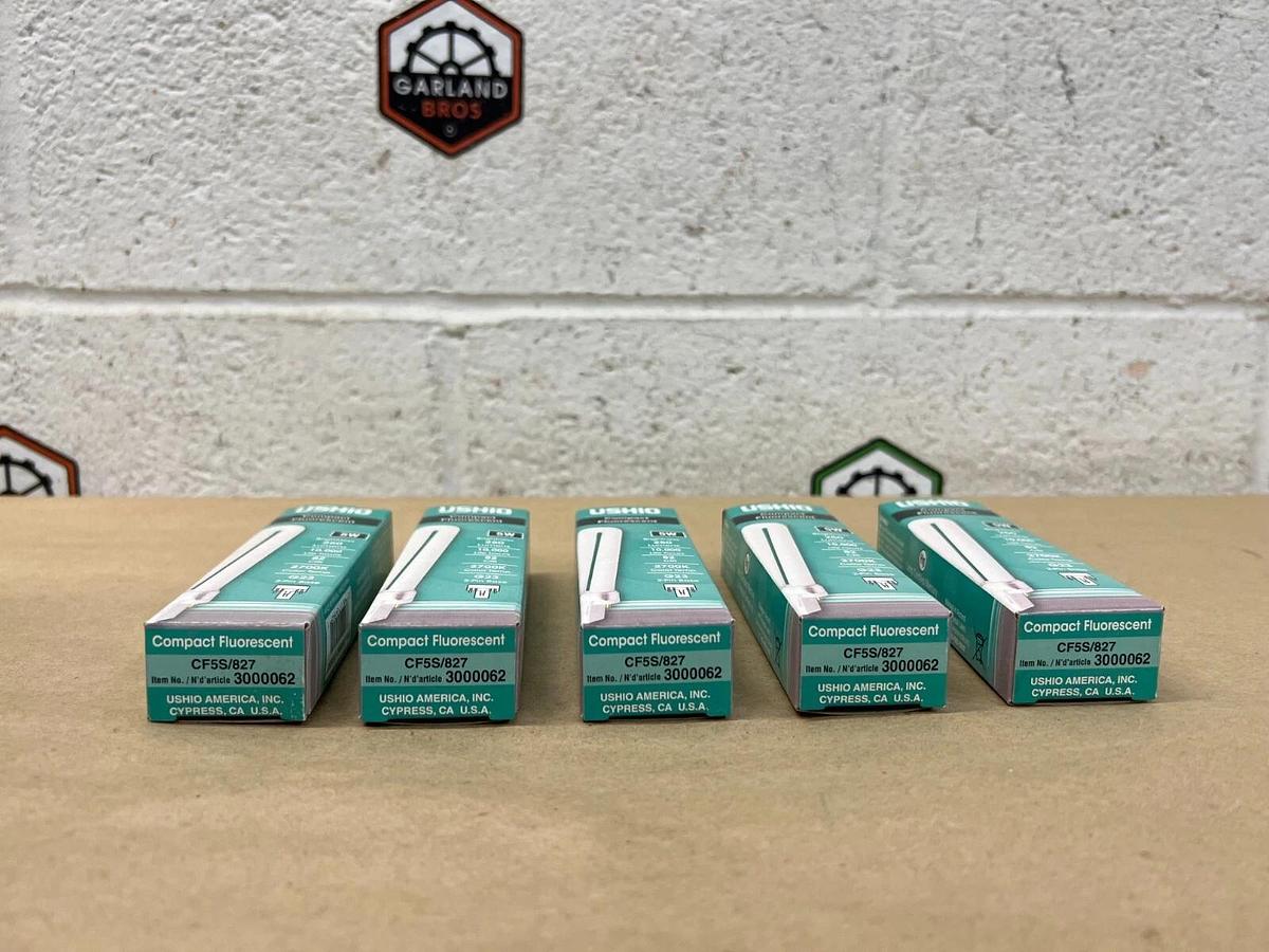 Used USHIO CF5S/827 Compact Fluorescent Light (5W) - Lot of 5