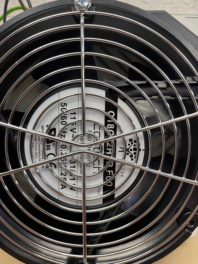 Used Saginaw Control & Engineering SCE-N12FA66LG Filter Fan 10”x10” RAL7035 Grey *NEW