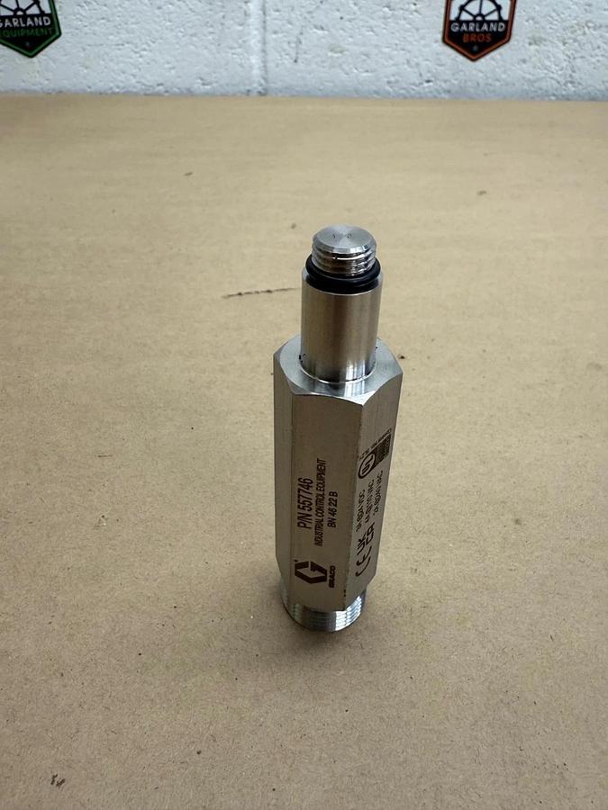 Used Graco 557746 Proximity Switch, 5- Pin Male *NEW*