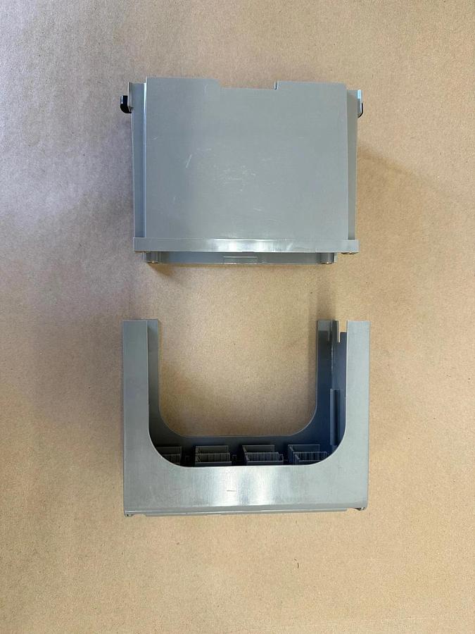 Panduit FDME8RG 8 Port DIN Rail Mount Fiber Enclosure *NEW*