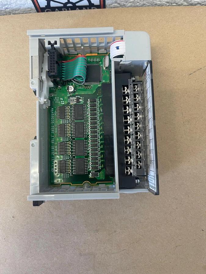 Used Allen-Bradley 1769-OB16P Compact I/O, Series B, 24 VDC, 16 PT