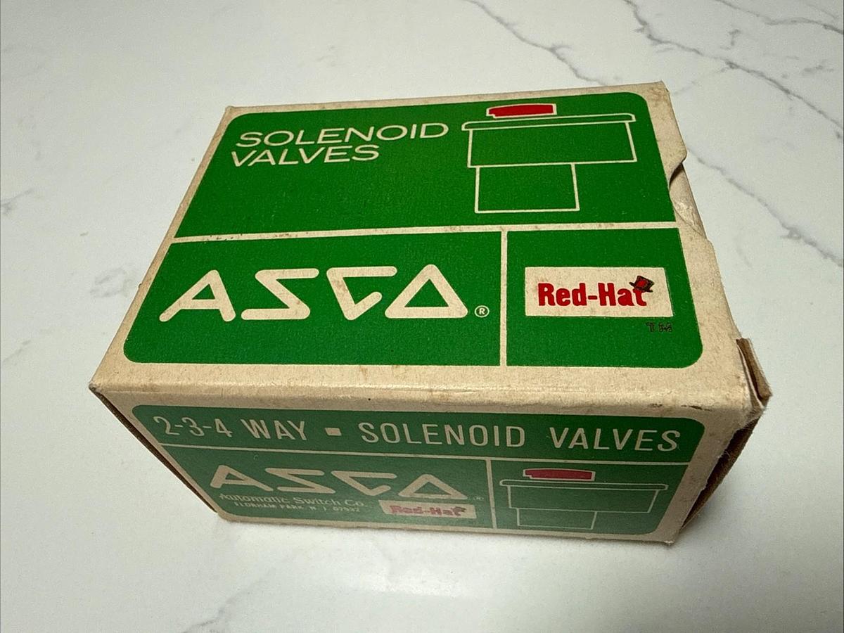 Used ASCO 8262D93 Solenoid and Air Operated 2,3, and 4 Way Valves