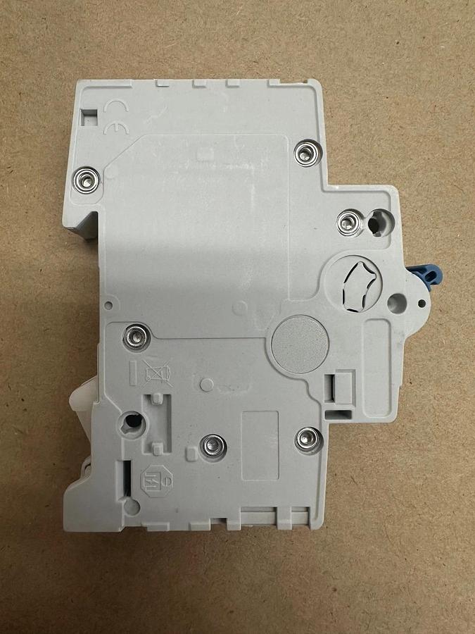 Used Allen Bradley 1492-SPM1B030 Ser D Miniature Circuit Breaker *NEW*