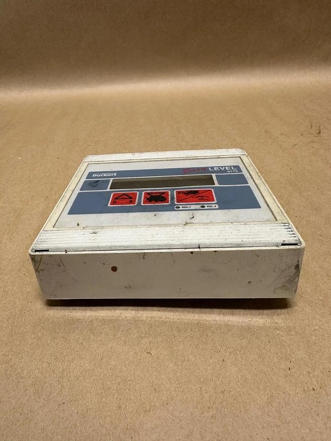 Used Burkert 8175 Easy Level Ultrasonic Level Transmitter
