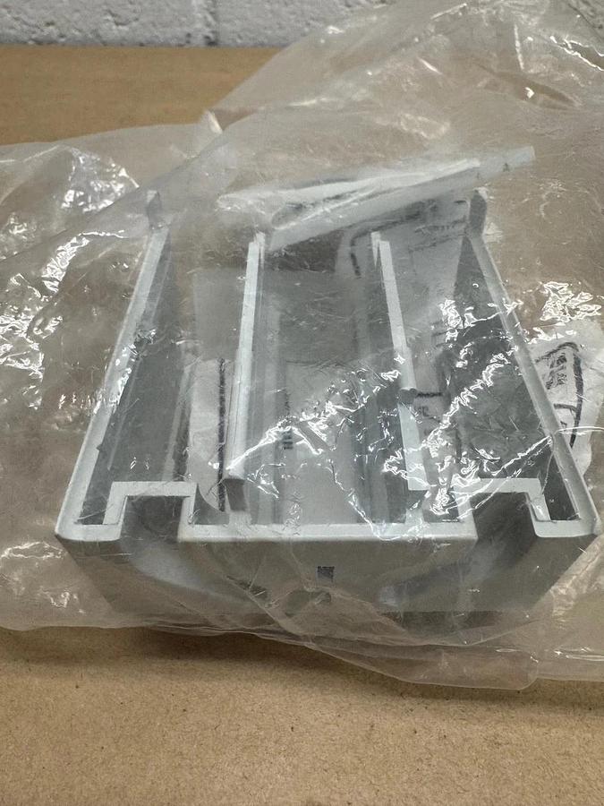 Used Eaton EFTS3K Breaker Terminal Shield *FACTORY SEALED*