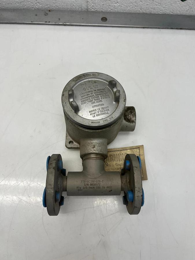 Used EG&G Flow Technology FT6-8C1NW-LEG-2 Flowmeter Flange Crouse Hinds 3/4 EAB Box