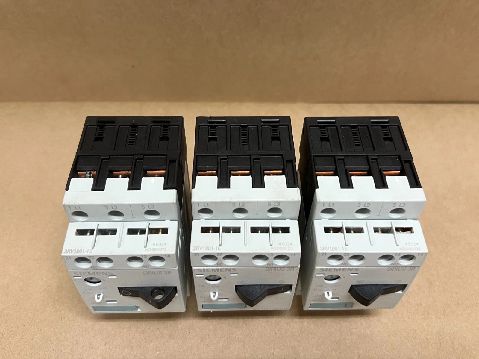 Used Siemens 3RV1011-0EA10 Sirius 3R, Class 10 Circuit Breaker - Lot of 3