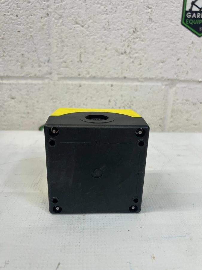 Used Siemens 3SU1801-0AA00-0AA2 Empty Enclosure