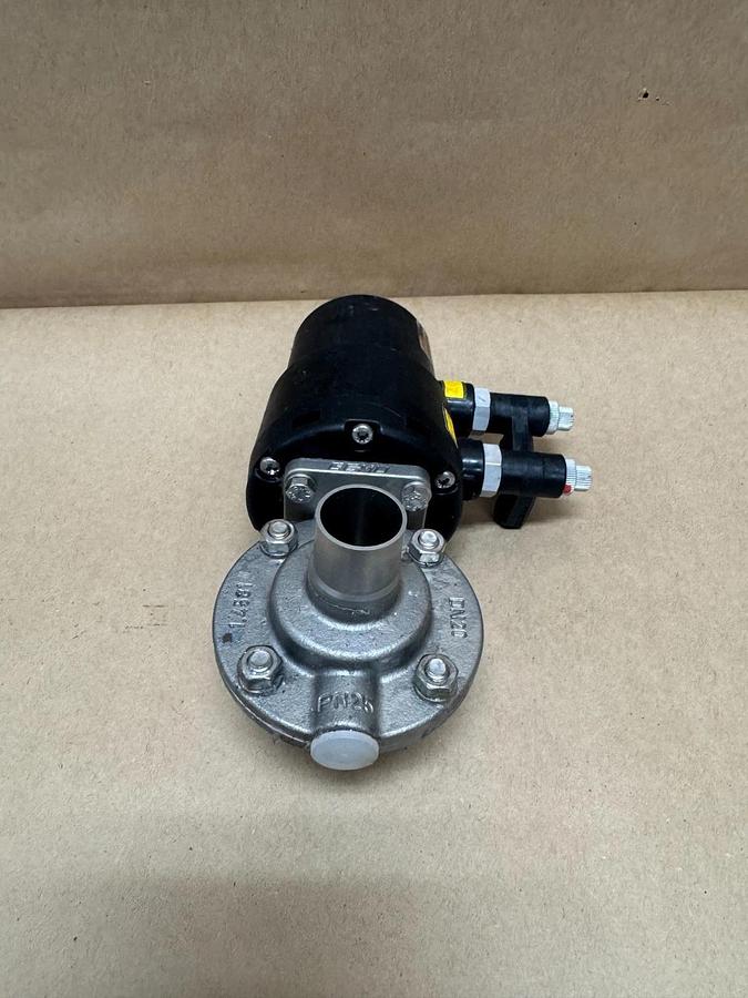 Used Gemü 415 20D1638 143 Pneumatically Actuated Butterfly Valve, DN20, 3/4” Fittings