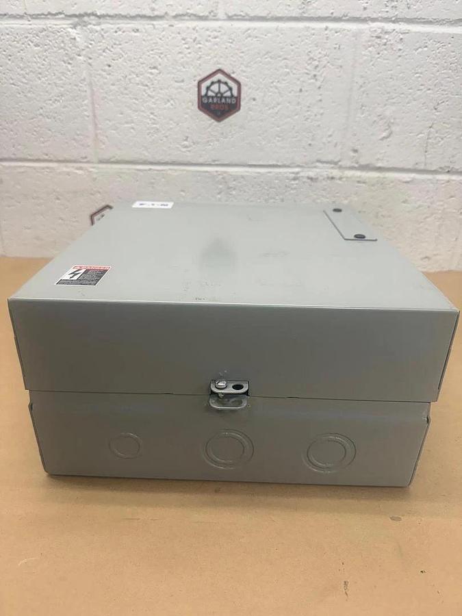 Used Eaton ECL03D1ABA Lighting Contactor Enclosure NEMA Type 1 with 4  Eaton CN35GN3