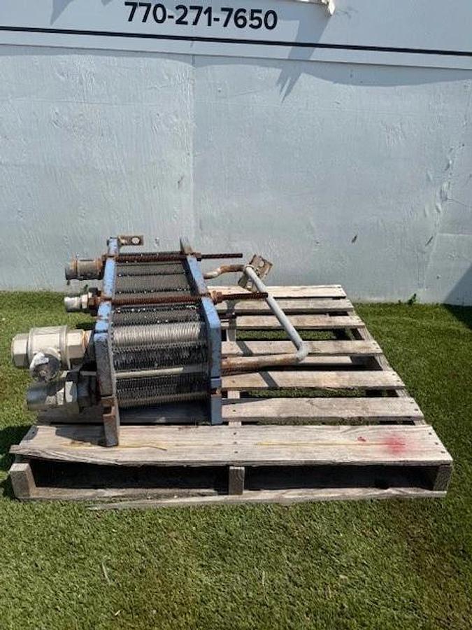 Used Hintec M6-MFGL/67/316/-0.5/NBR-B Gasketed Plate Heat Exchanger