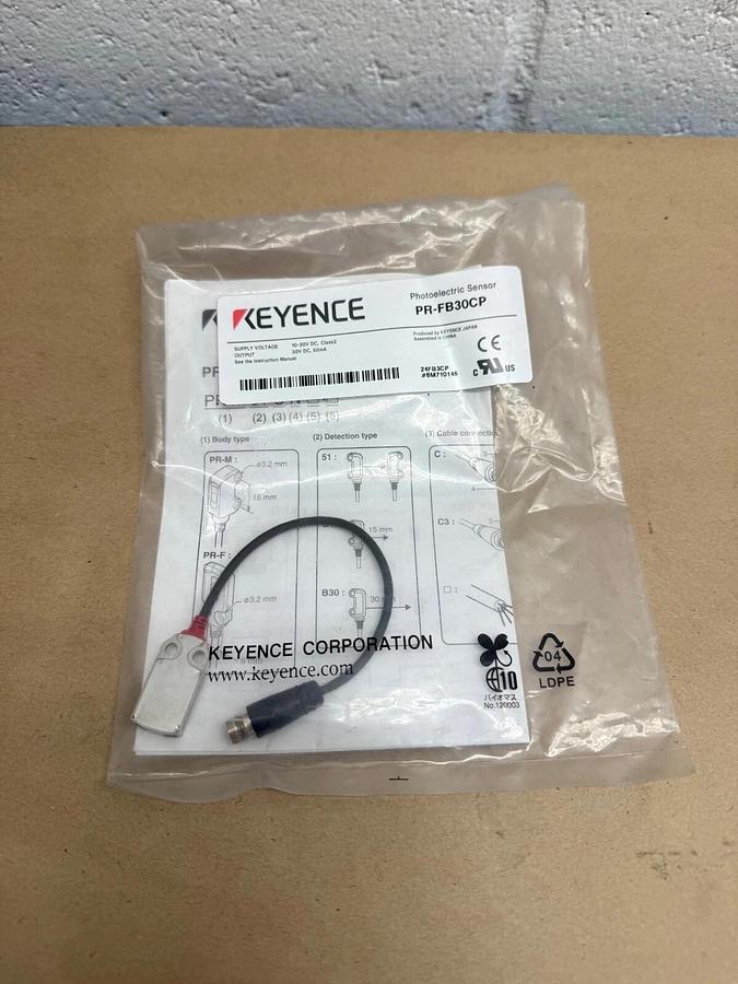 Keyence PR-FB30CP Photoelectric Sensor