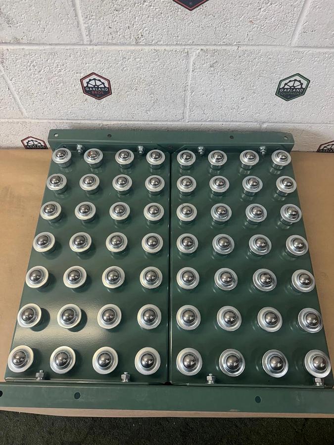 Global Industrial 24” L X 21” W, Ball Transfer Table, Table Only