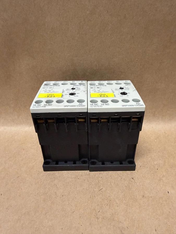 Used Siemens 3RP1000-1AQ30 Timing Relay - Lot of 2
