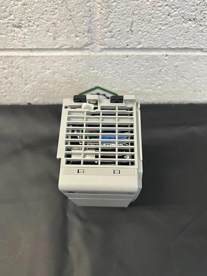 Used Allen Bradley 1769-PA4 Series A Power Supply