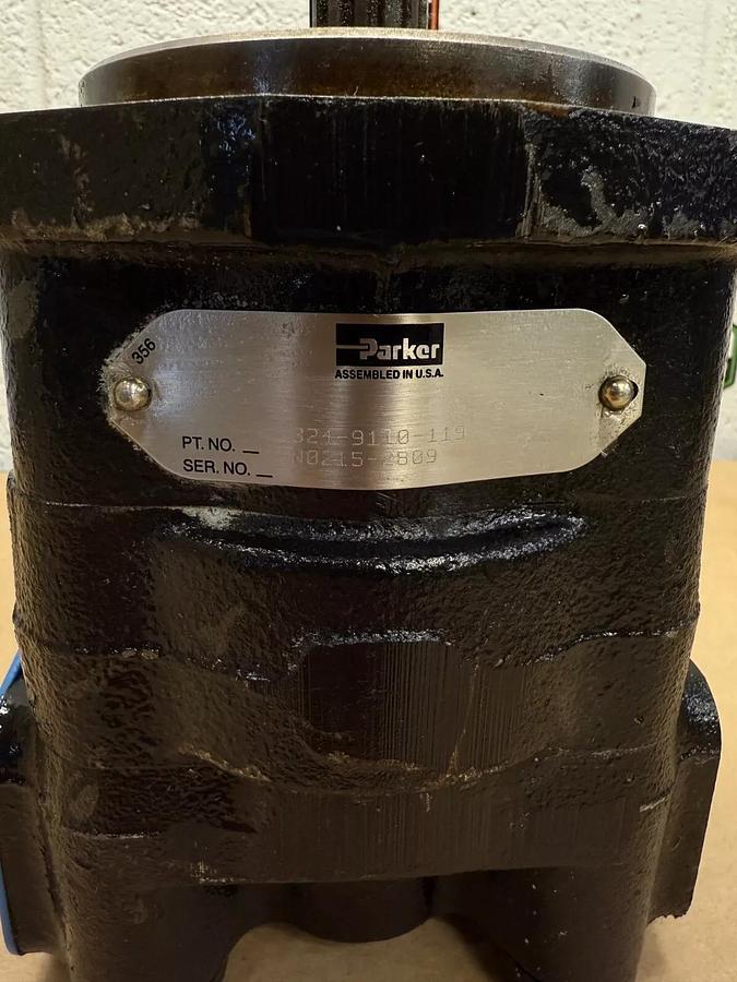 Used Parker 324-9110-119 Hydraulic Motor